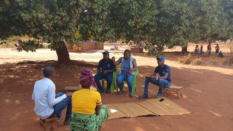 Visitas domiciliárias promovem mudança de comportamento e fortalecem o combate à malária no âmbito do FMSBC