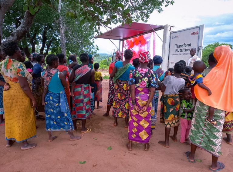 Vídeos Comunitários incentivam participação feminina na tomada de decisões familiares em Nampula
