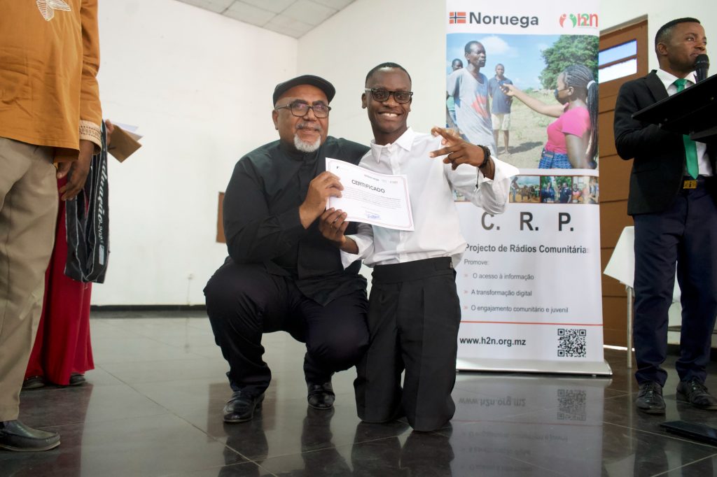 Jovens graduados nos Aceleradores Juvenis de Maputo e Nampula desenvolvem 50 soluções digitais para desafios comunitários