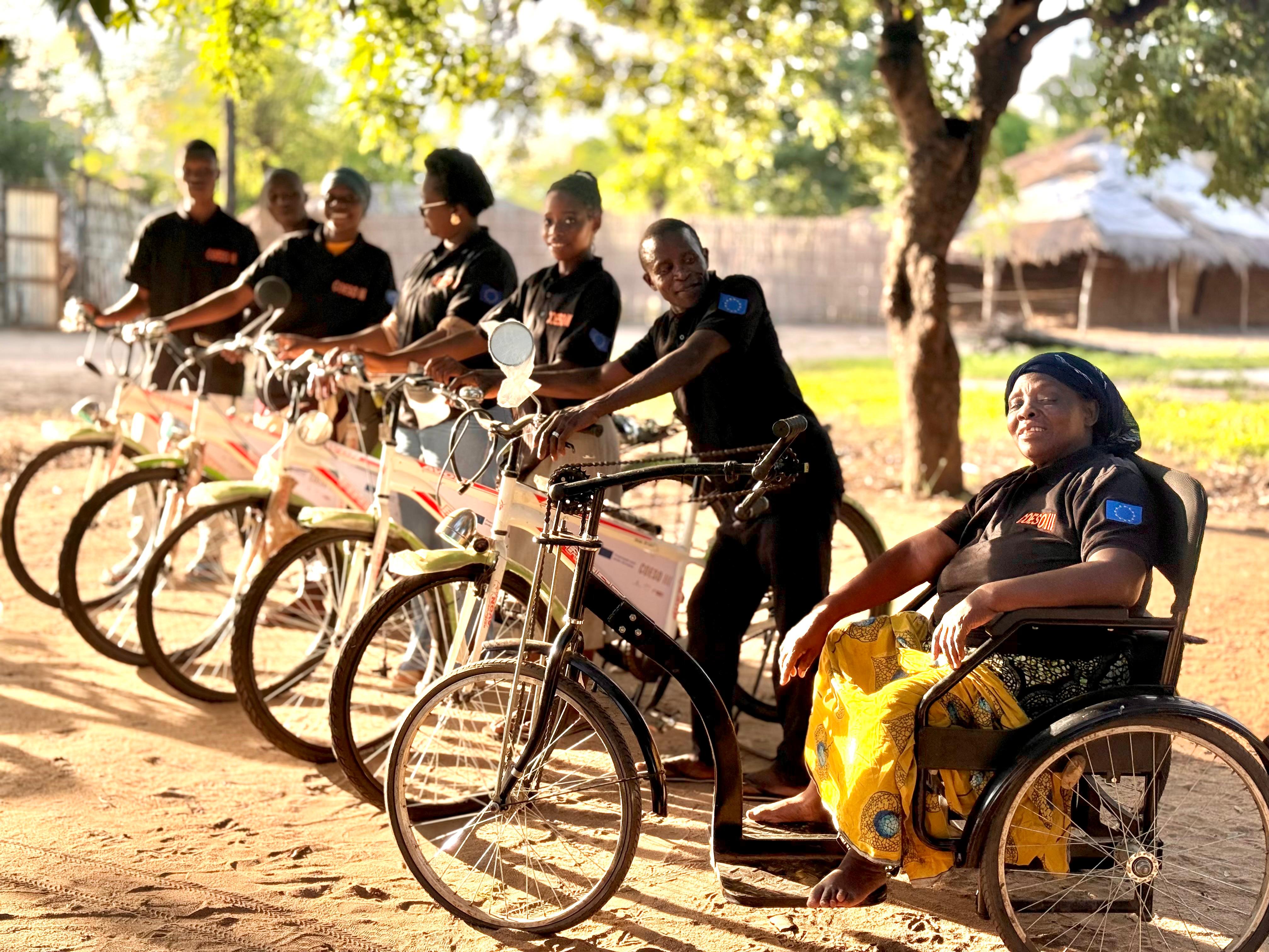 Bicicletas reforçam alcance dos grupos de vídeo comunitário no ambito do projecto COESO III