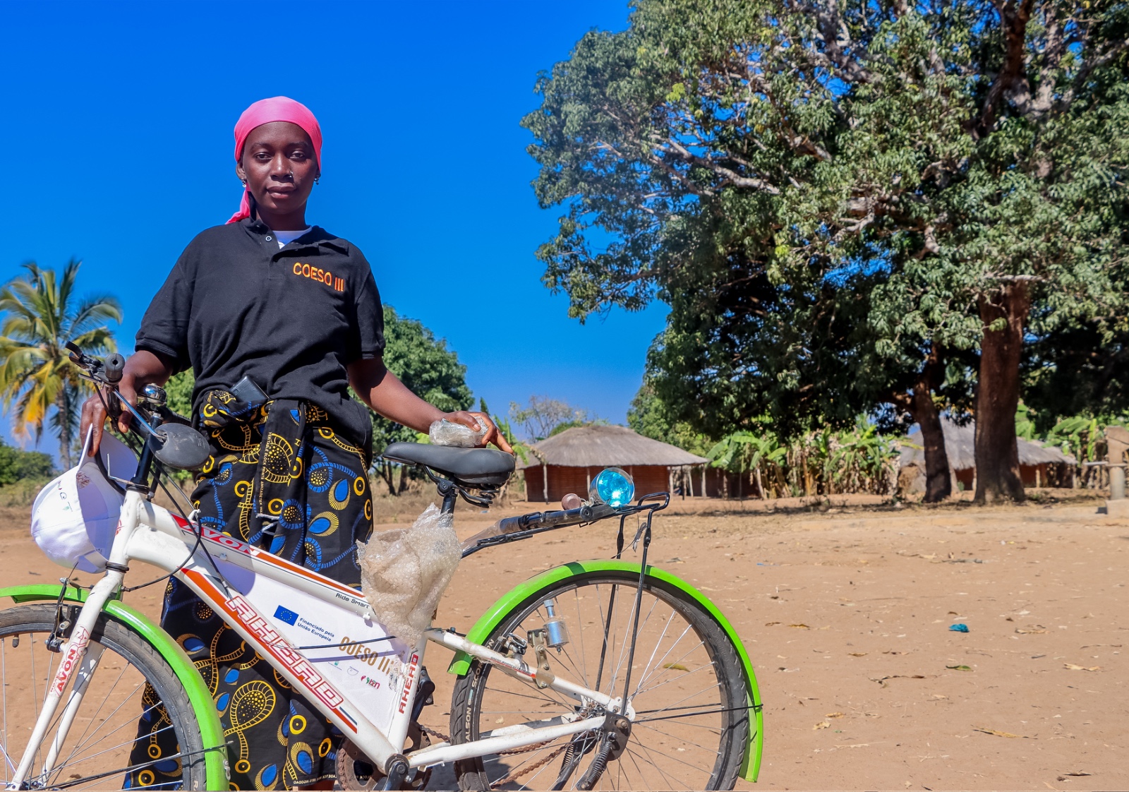 Bicicletas vão facilitar trabalho do Grupo de Vídeo Comunitário em Montepuez